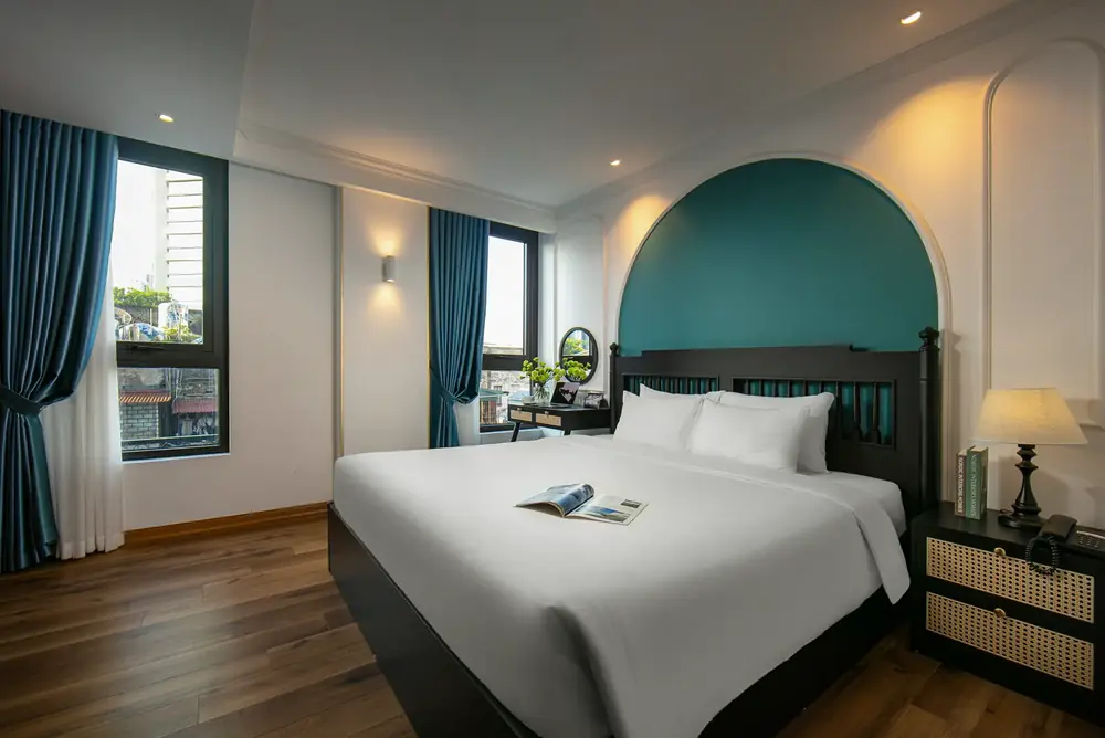 Luxury Double room at Hotel De Rond Hanoi